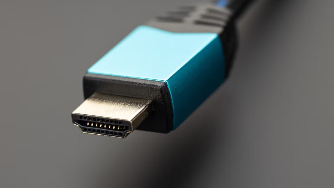 hdmi-cable-connector-close.jpg