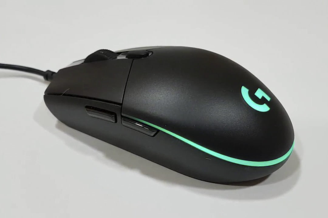 best gaming mouse logitech prodigy g203 lifestyle